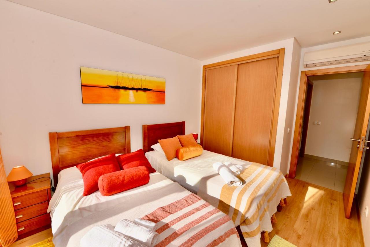 Silver - For 4 Guests 150m From Apartment
