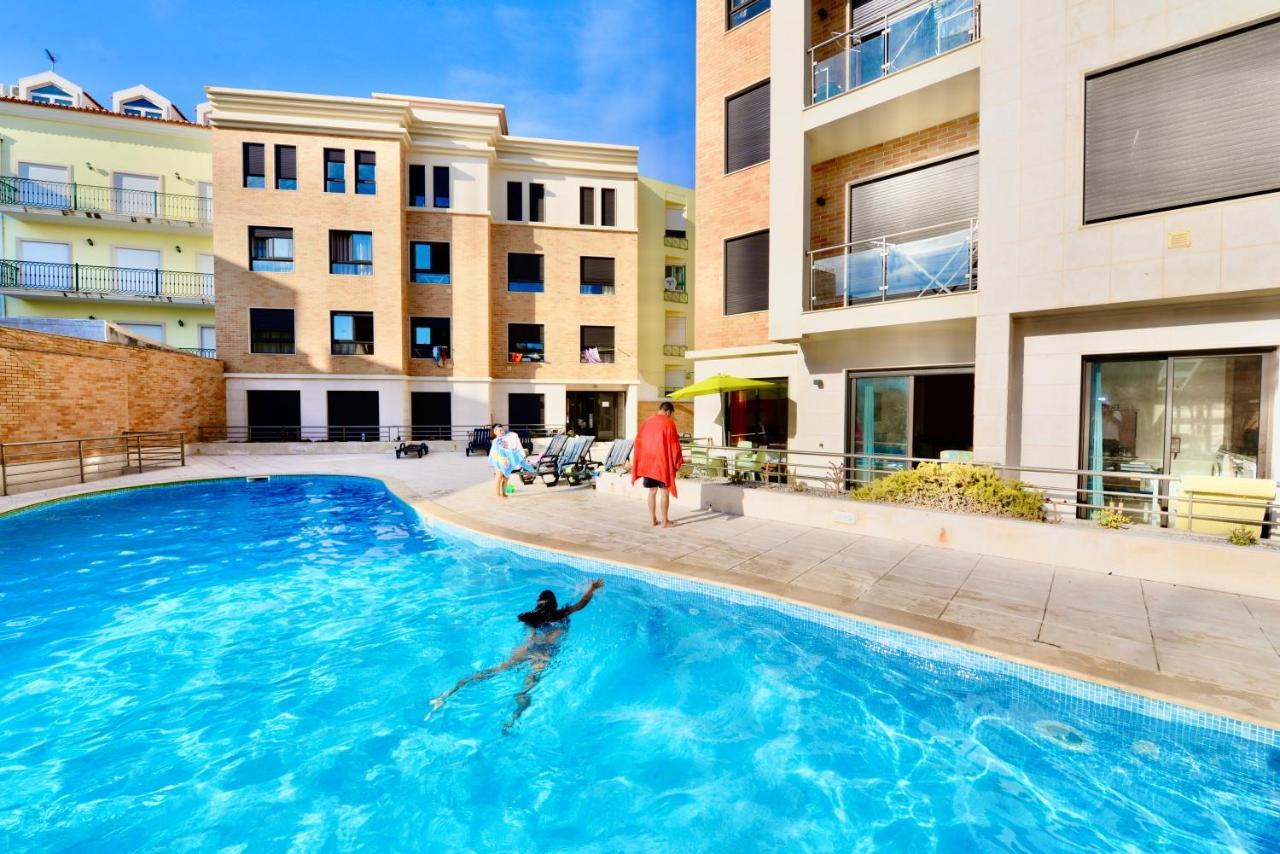 Apartment Silver - For 4 Guests 150m From São Martinho do Porto